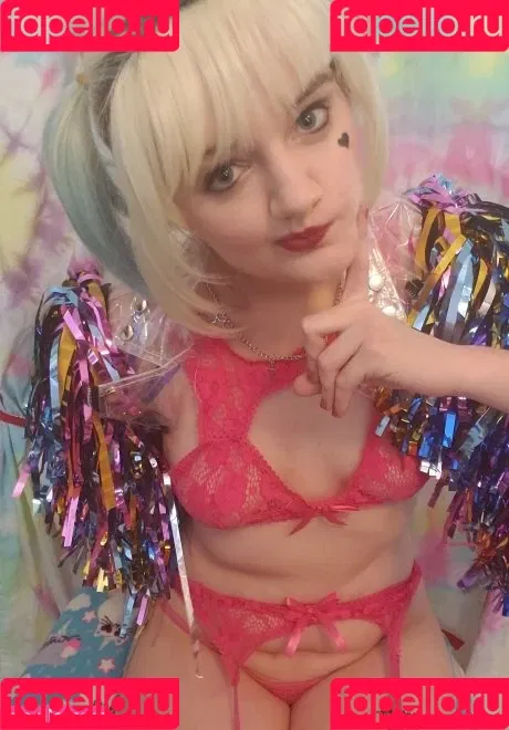 Ari_ishere Onlyfans Photo Gallery 