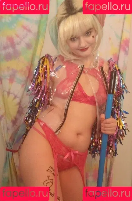 Ari_ishere Onlyfans Photo Gallery 