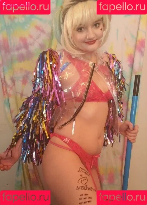 Ari_ishere Onlyfans Photo Gallery 