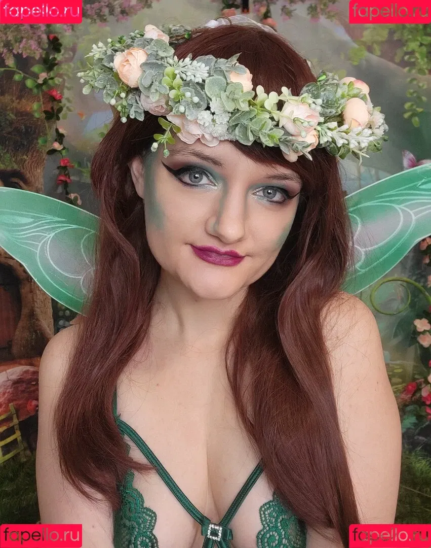 Ari_ishere Onlyfans Photo Gallery 