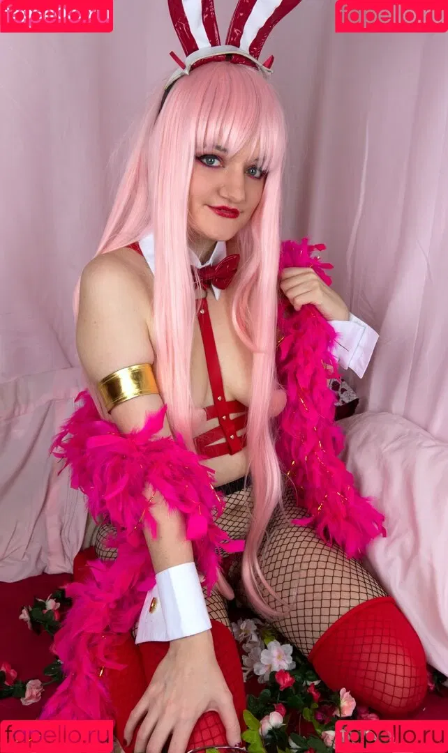 Ari_ishere Onlyfans Photo Gallery 
