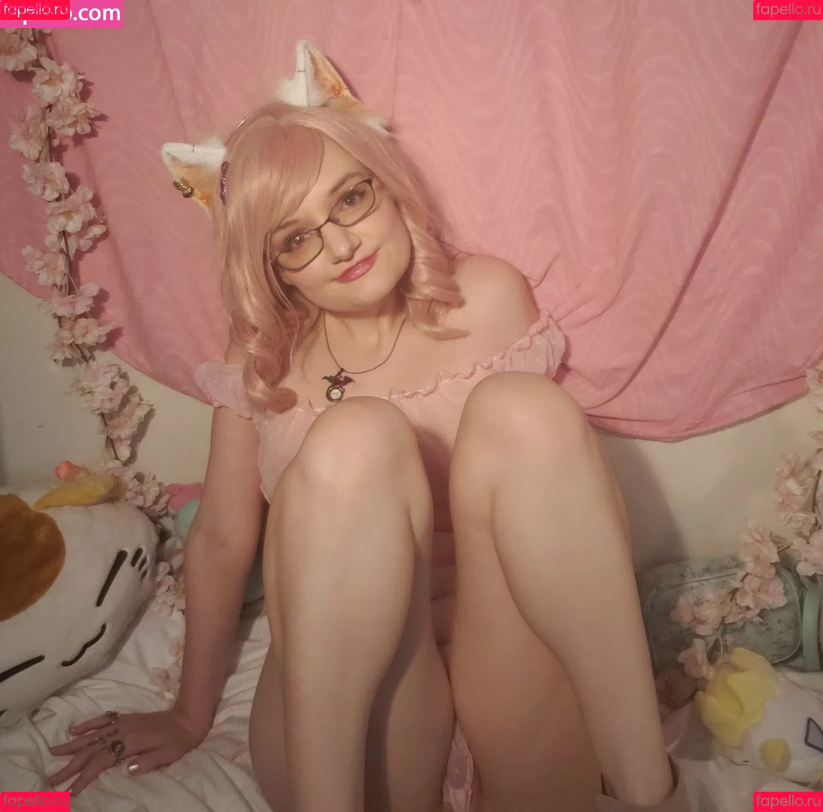 Ari_ishere Onlyfans Photo Gallery 