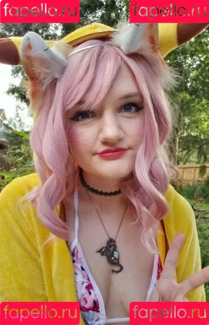 Ari_ishere Onlyfans Photo Gallery 
