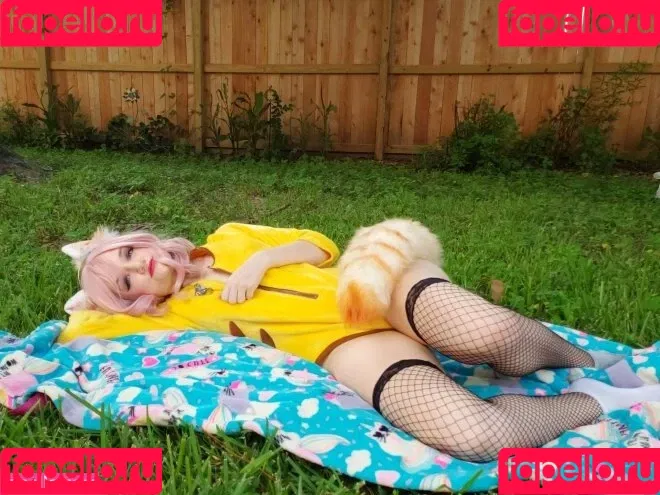 Ari_ishere Onlyfans Photo Gallery 