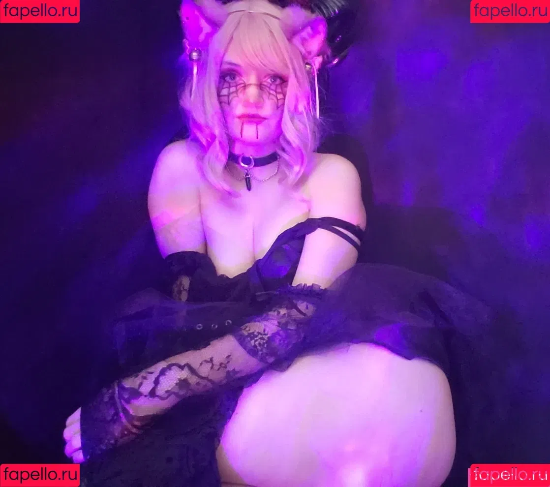 Ari_ishere Onlyfans Photo Gallery 