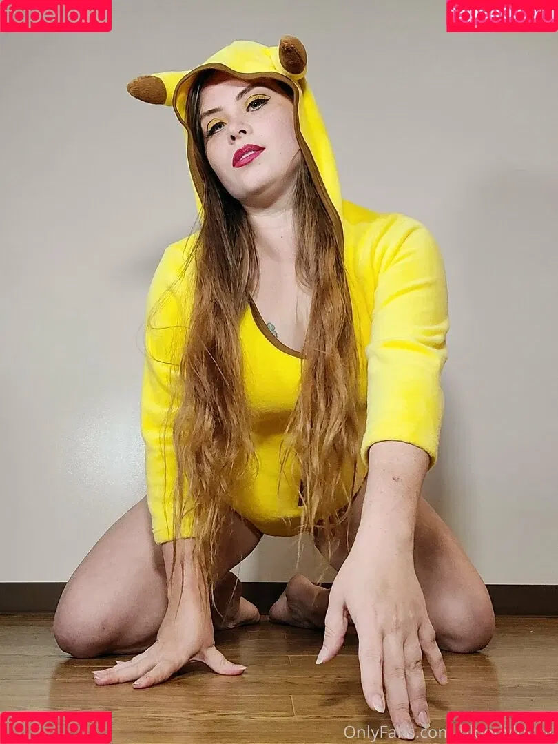 bloodylovely Onlyfans Photo Gallery 