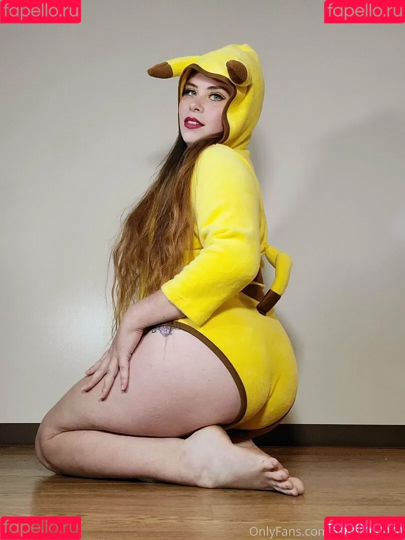 bloodylovely Onlyfans Photo Gallery 