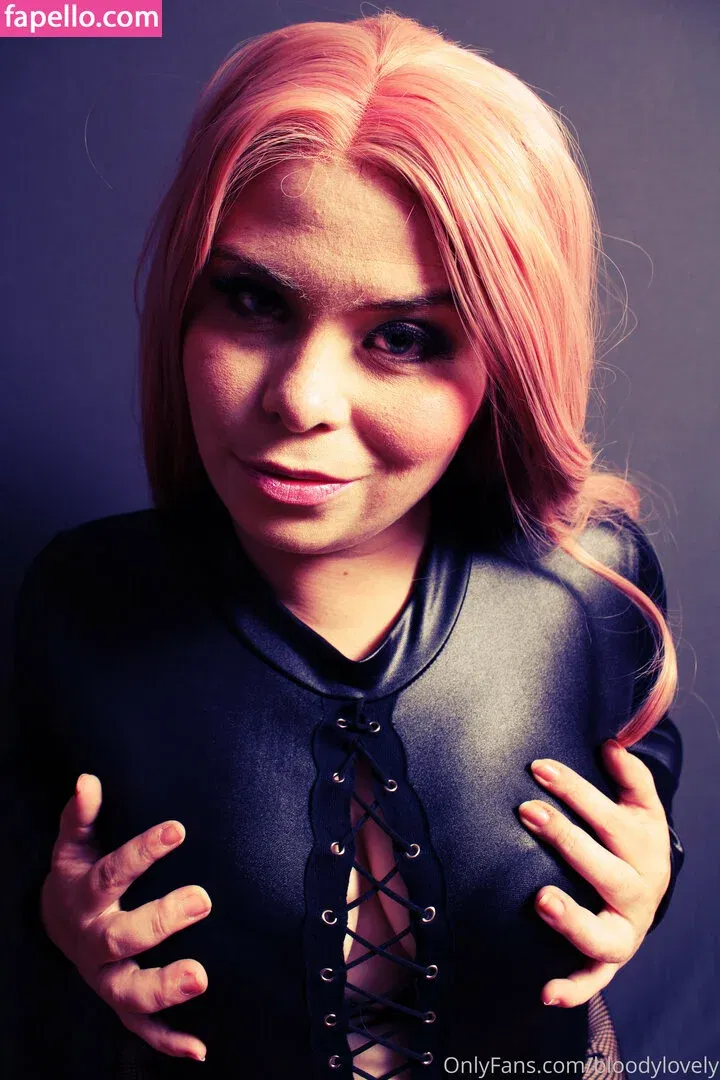 bloodylovely Onlyfans Photo Gallery 