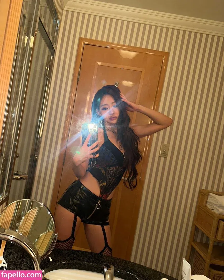 KissLife Onlyfans Photo Gallery 