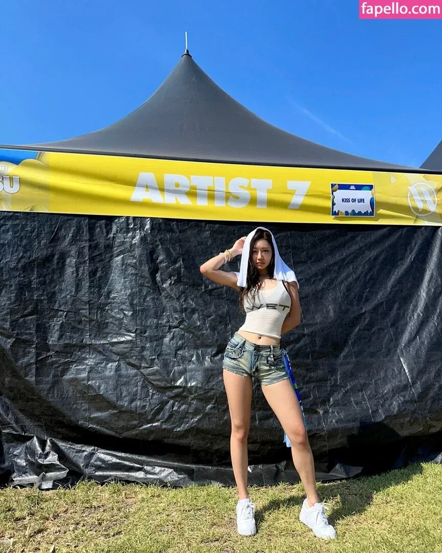 KissLife Onlyfans Photo Gallery 