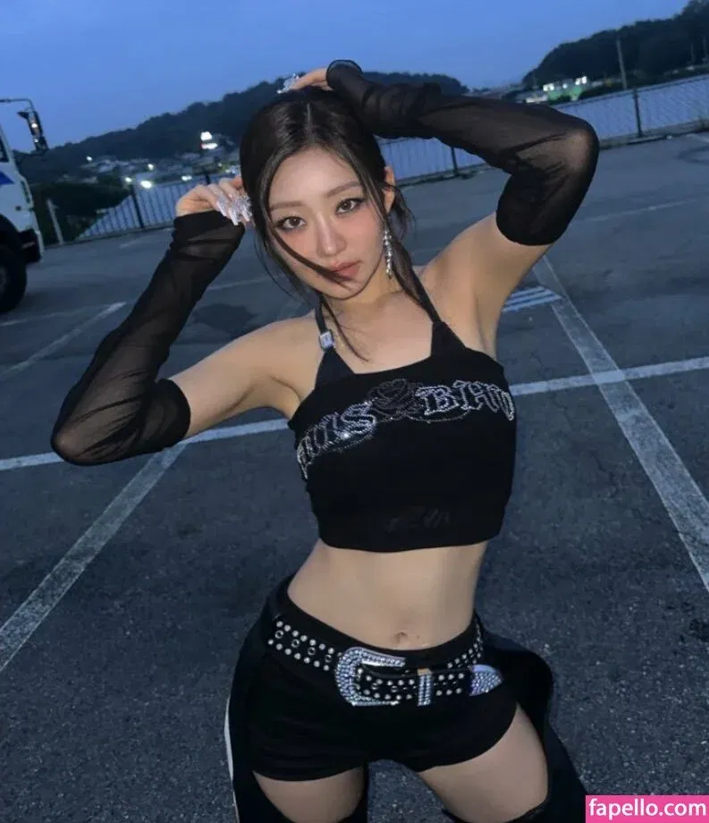 KissLife Onlyfans Photo Gallery 