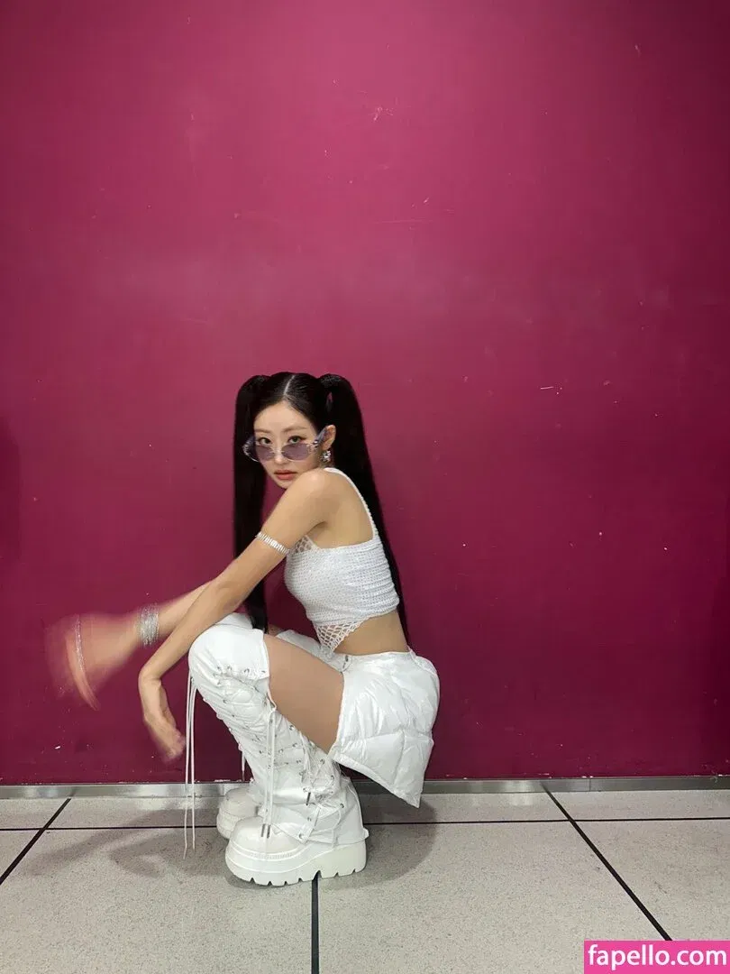 KissLife Onlyfans Photo Gallery 