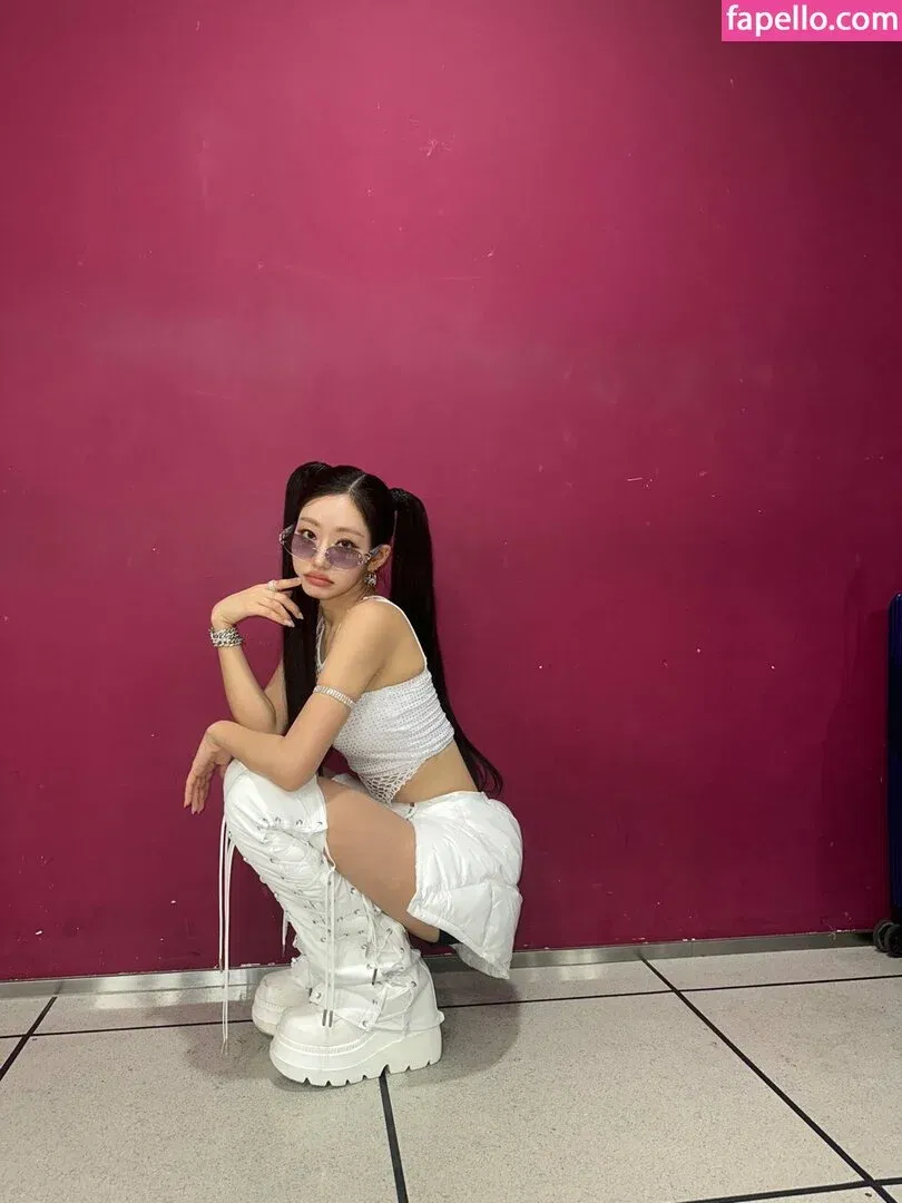 KissLife Onlyfans Photo Gallery 