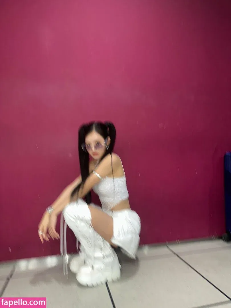 KissLife Onlyfans Photo Gallery 