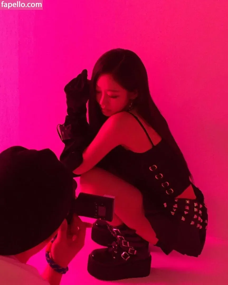 KissLife Onlyfans Photo Gallery 