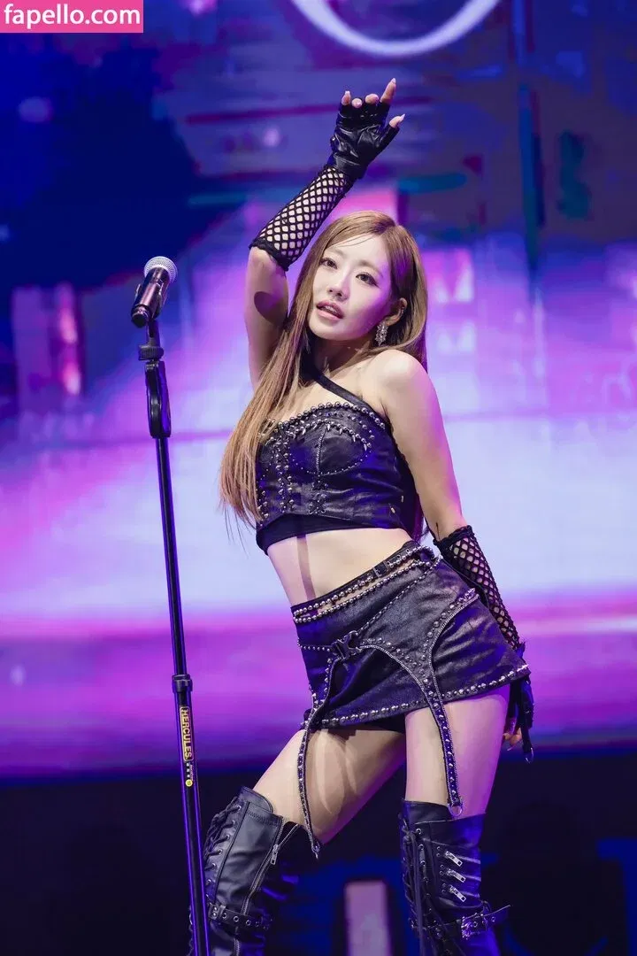 KissLife Onlyfans Photo Gallery 