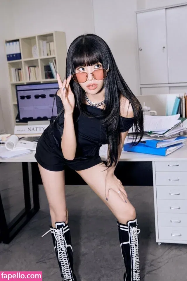 KissLife Onlyfans Photo Gallery 