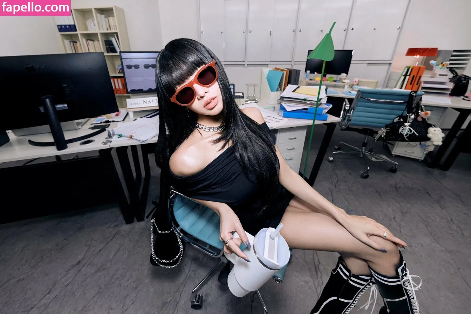 KissLife Onlyfans Photo Gallery 