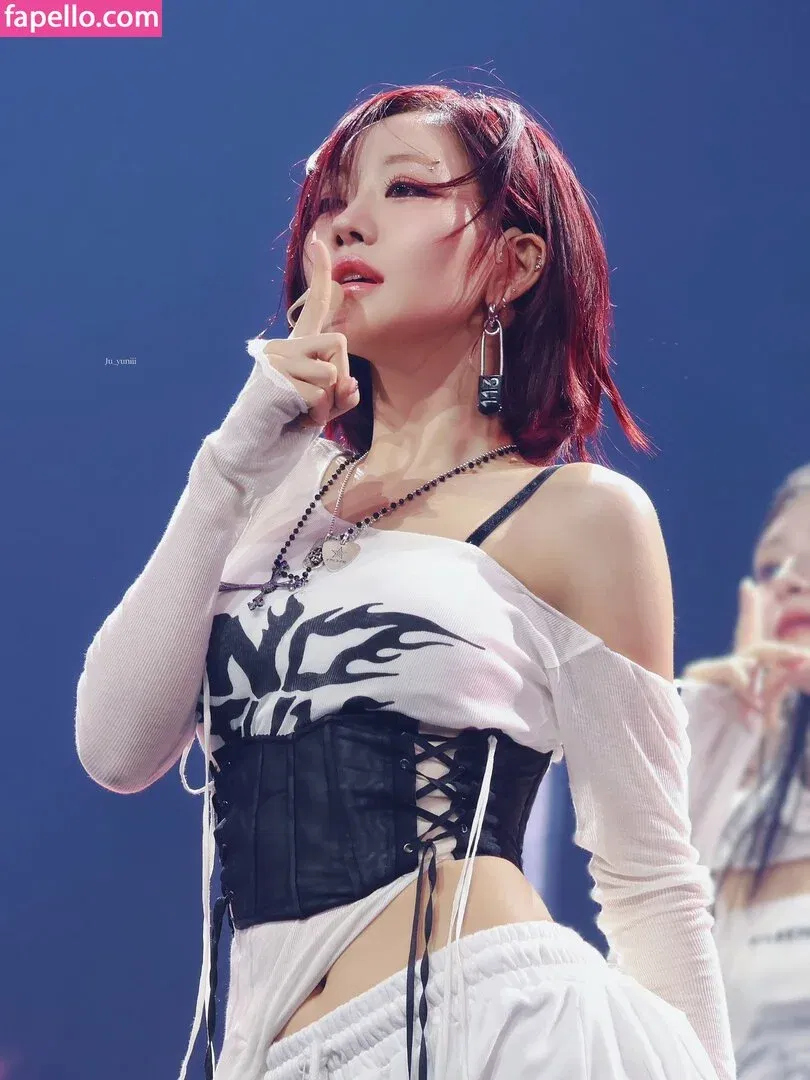 KissLife Onlyfans Photo Gallery 