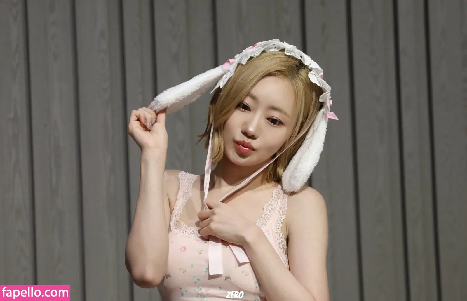 KissLife Onlyfans Photo Gallery 