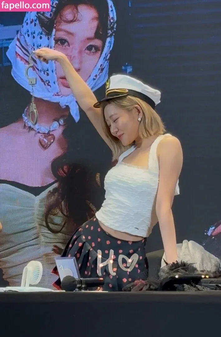 KissLife Onlyfans Photo Gallery 