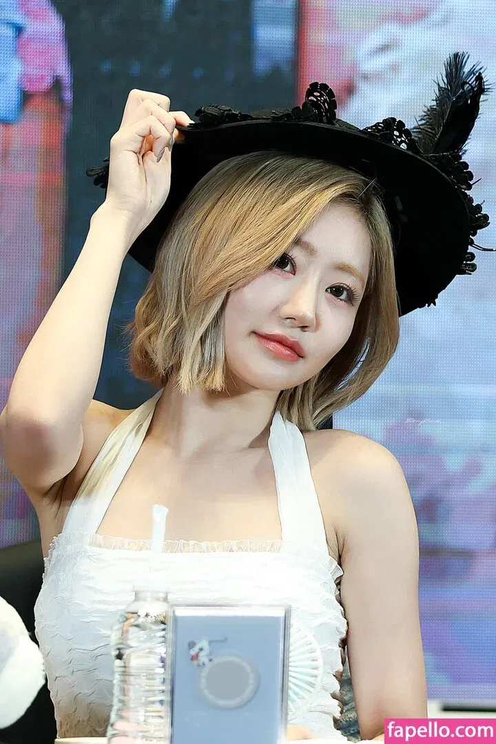 KissLife Onlyfans Photo Gallery 