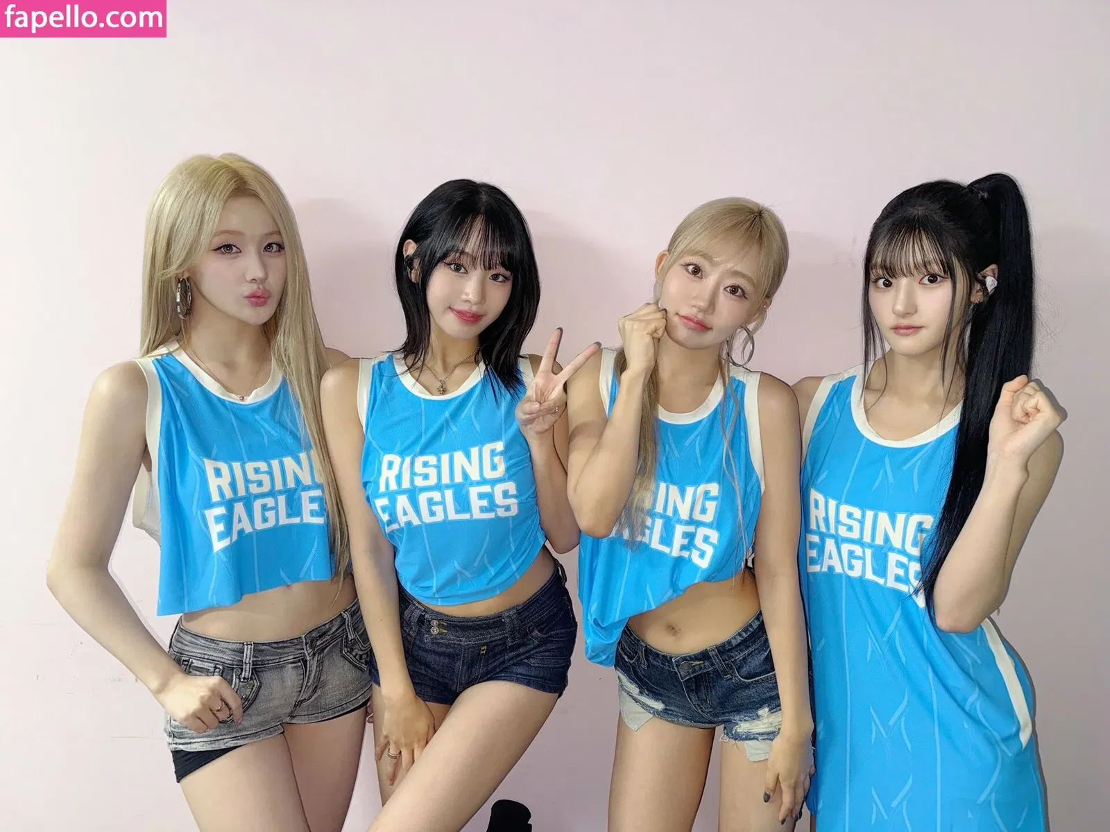 KissLife Onlyfans Photo Gallery 