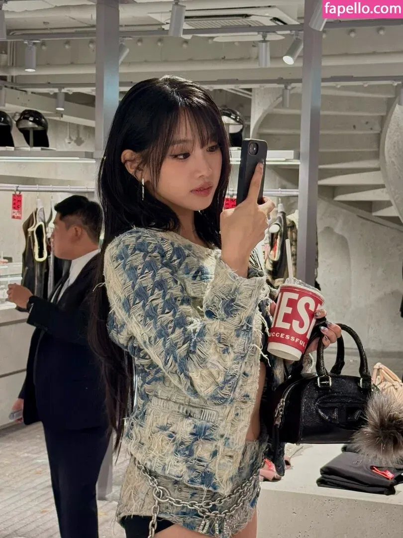 KissLife Onlyfans Photo Gallery 