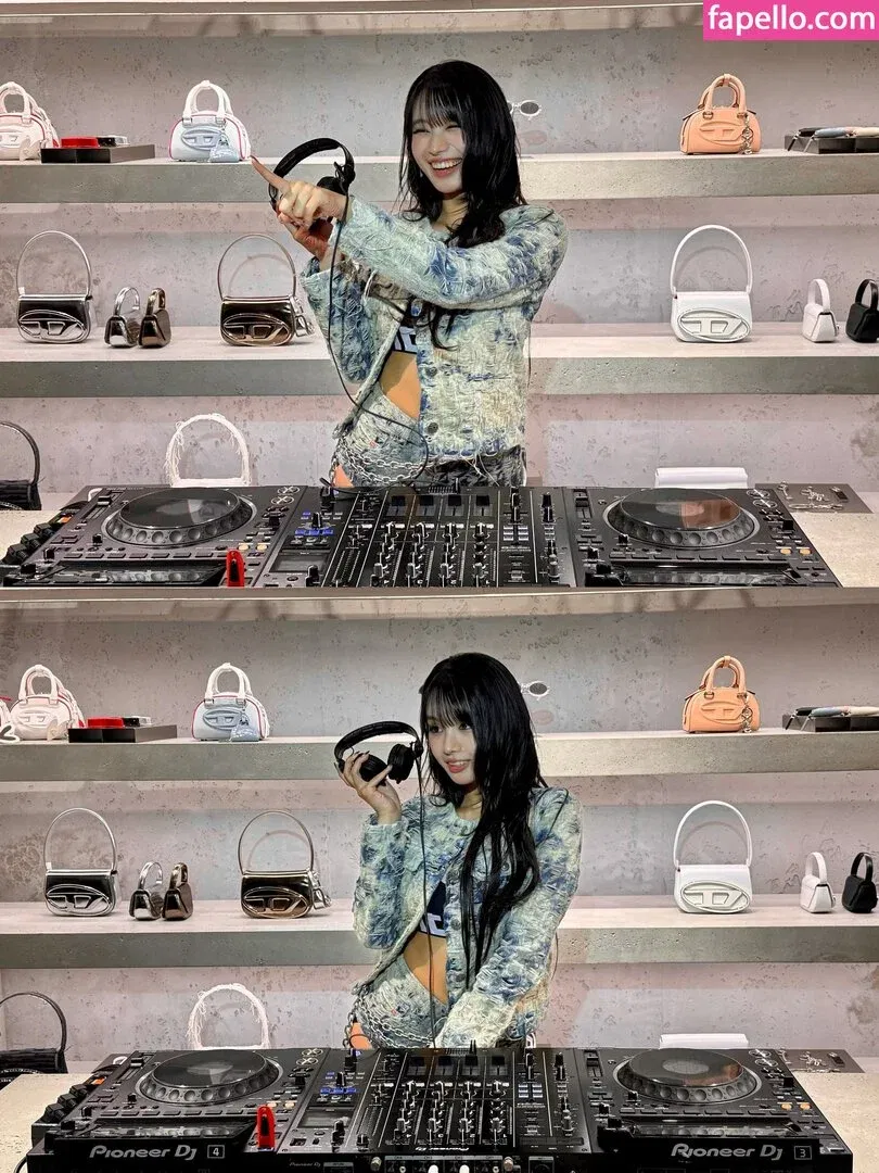 KissLife Onlyfans Photo Gallery 