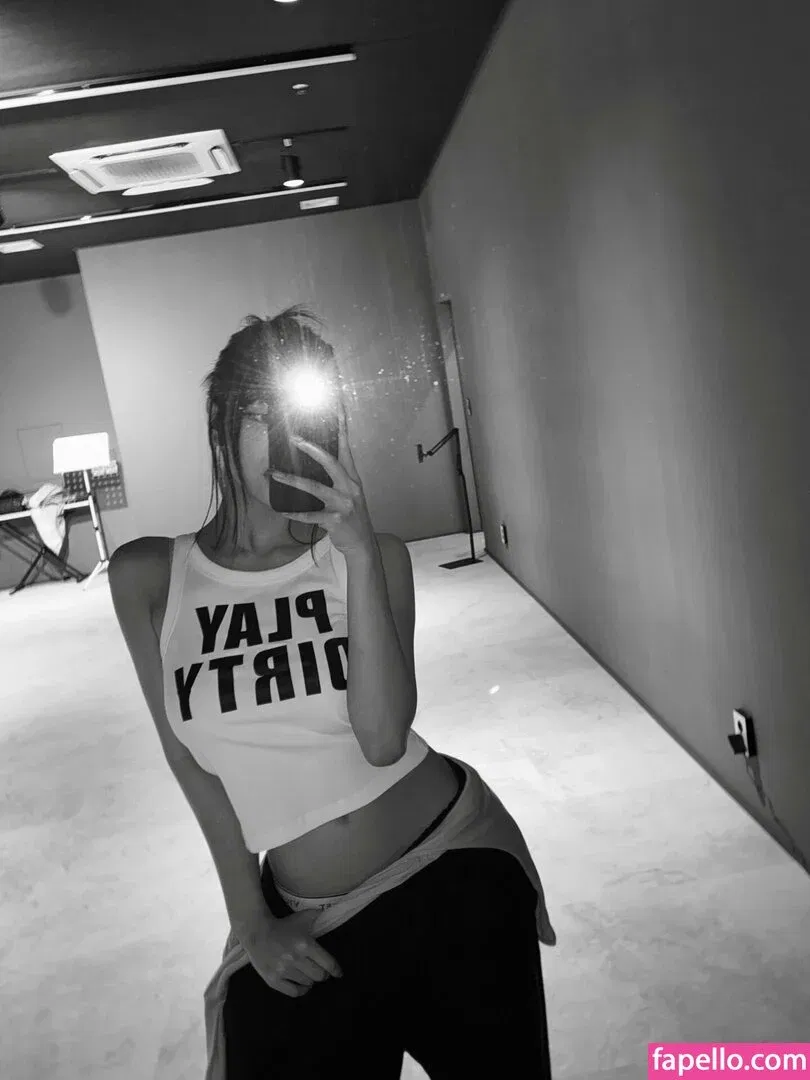 KissLife Onlyfans Photo Gallery 