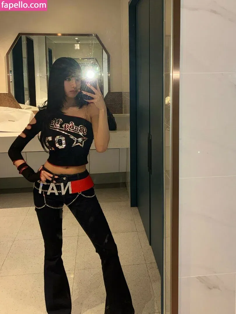 KissLife Onlyfans Photo Gallery 