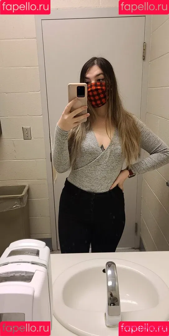 mara_elysse Onlyfans Photo Gallery 
