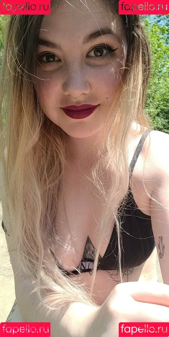 mara_elysse Onlyfans Photo Gallery 