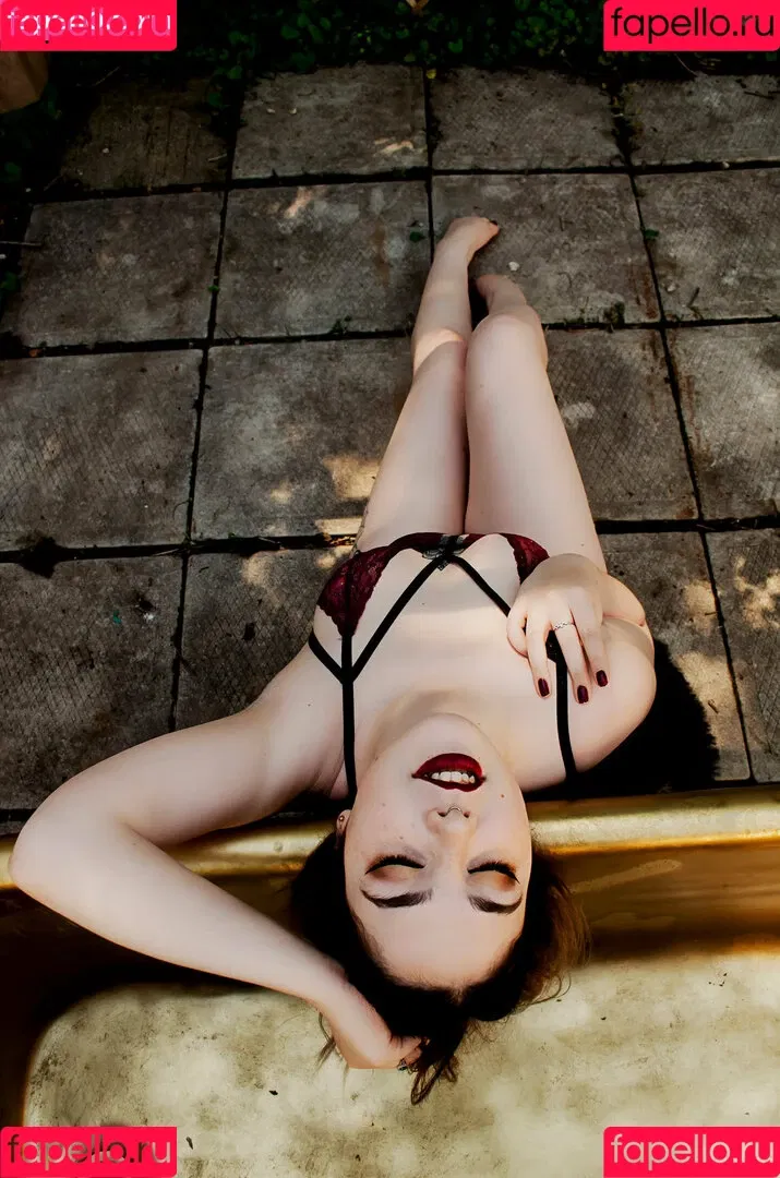mara_elysse Onlyfans Photo Gallery 