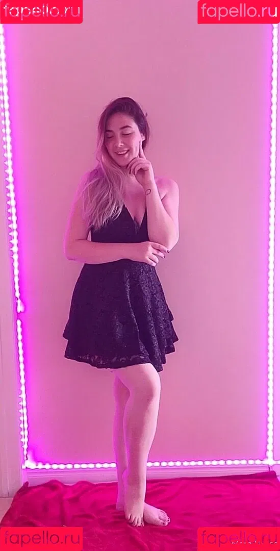 mara_elysse Onlyfans Photo Gallery 