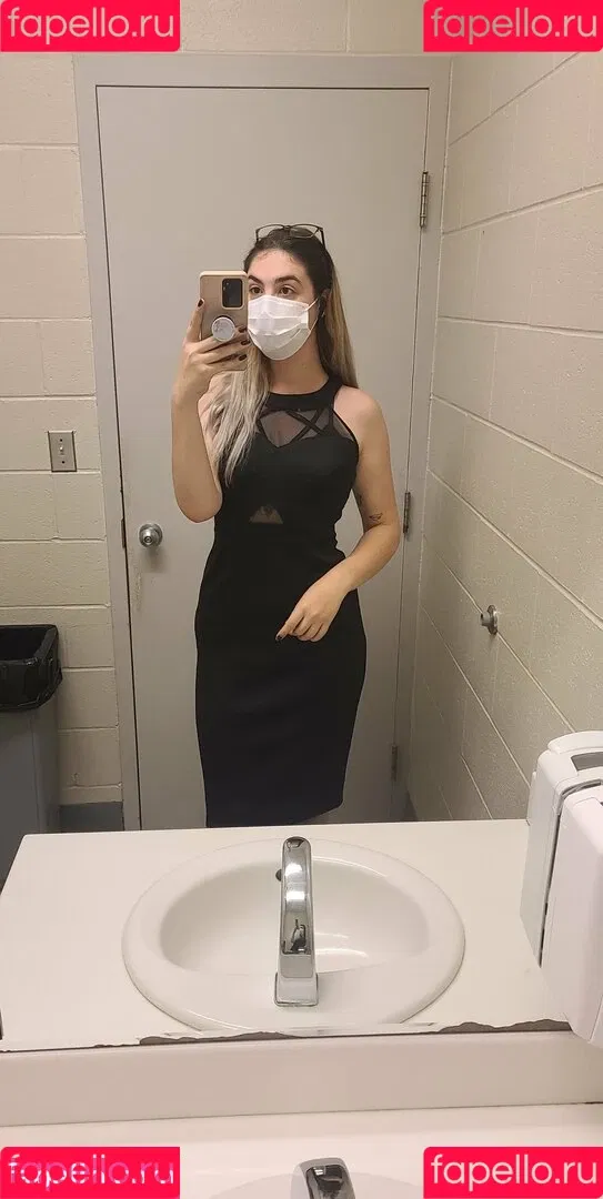 mara_elysse Onlyfans Photo Gallery 