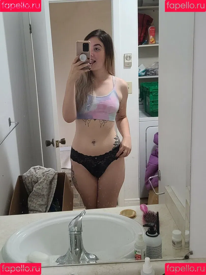 mara_elysse Onlyfans Photo Gallery 