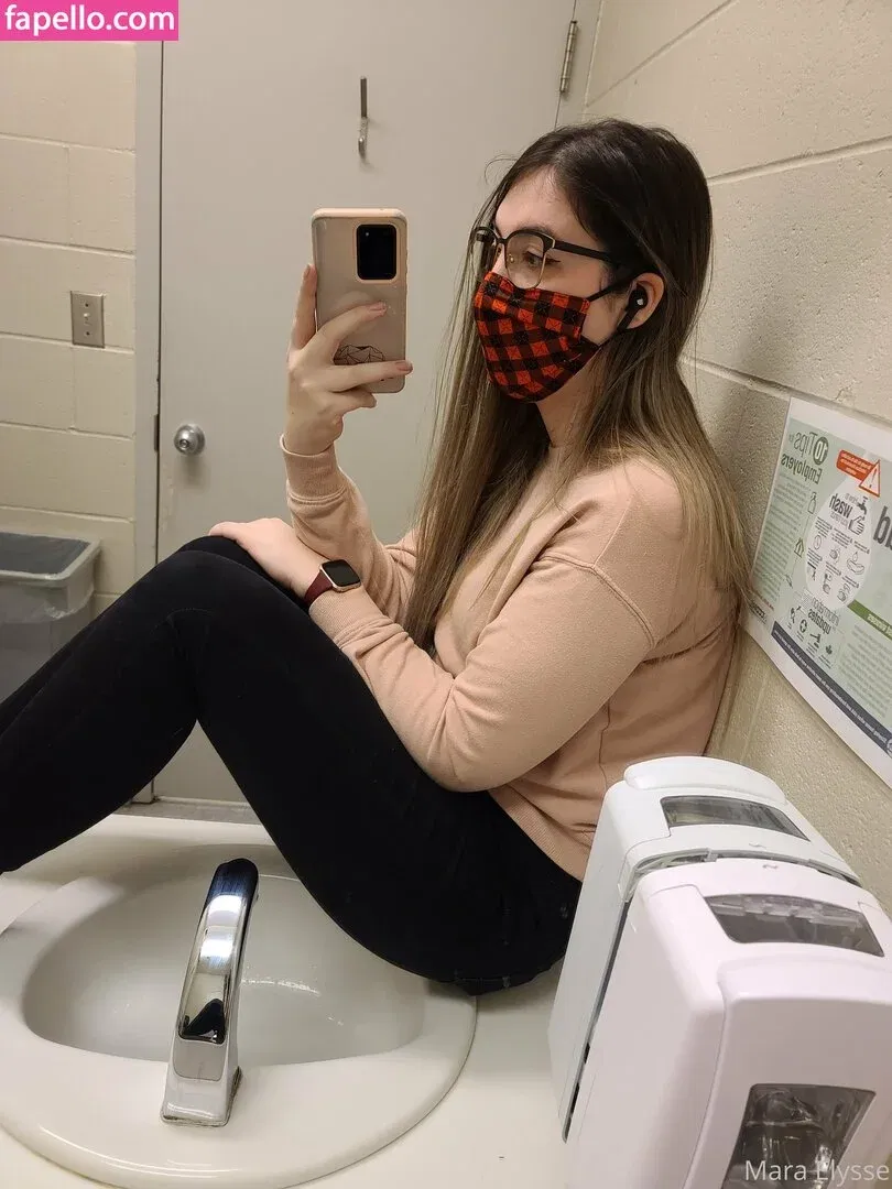 mara_elysse Onlyfans Photo Gallery 