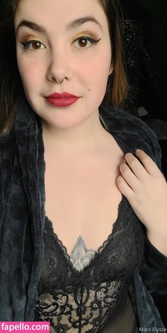 mara_elysse Onlyfans Photo Gallery 