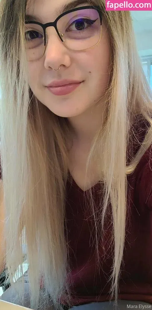 mara_elysse Onlyfans Photo Gallery 