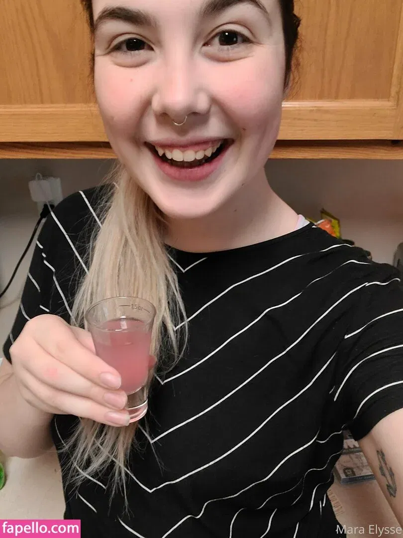 mara_elysse Onlyfans Photo Gallery 