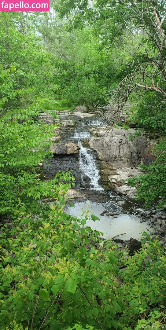 mara_elysse Onlyfans Photo Gallery 