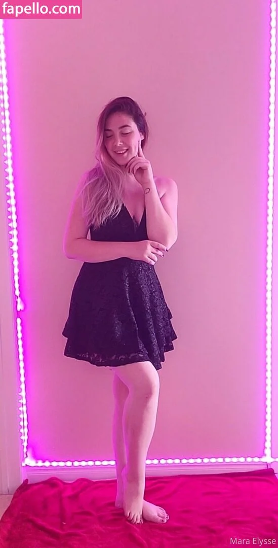 mara_elysse Onlyfans Photo Gallery 