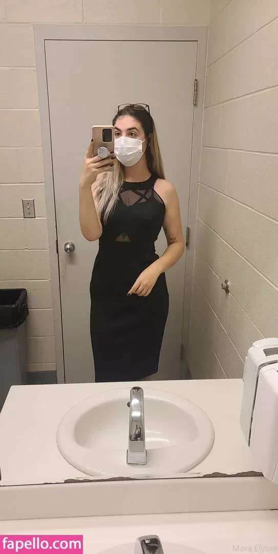 mara_elysse Onlyfans Photo Gallery 