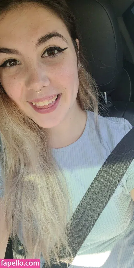 mara_elysse Onlyfans Photo Gallery 