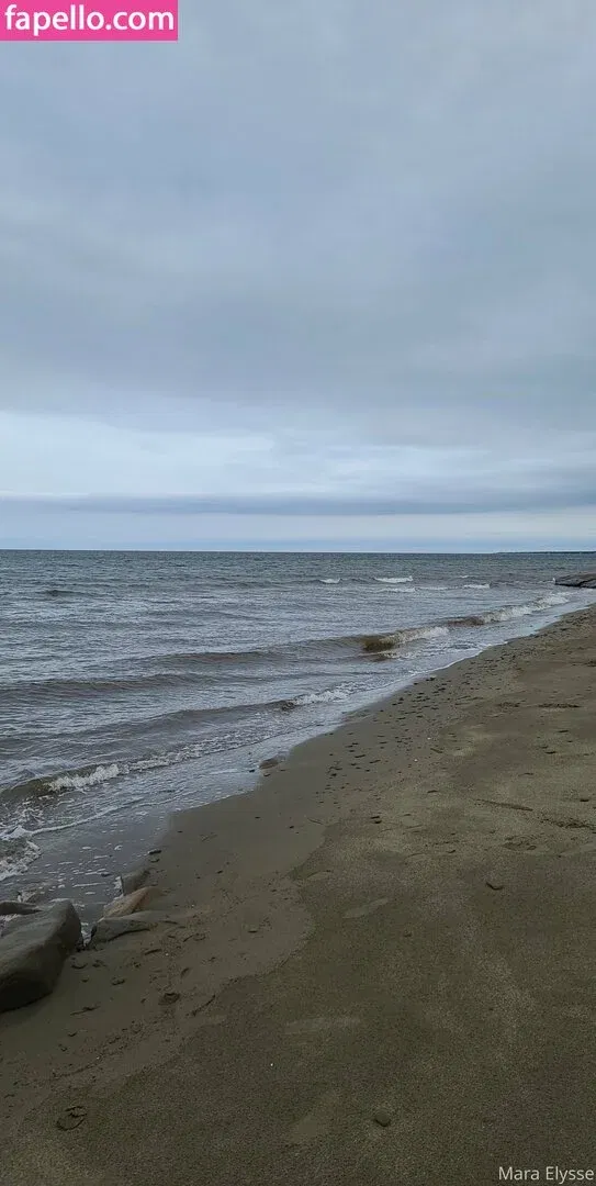 mara_elysse Onlyfans Photo Gallery 