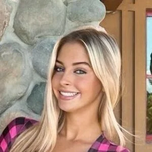 Shay Elizabeth Onlyfans Photo Gallery 