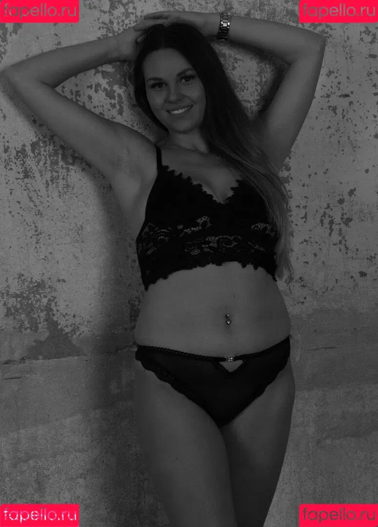 Lizzygoennt Onlyfans Photo Gallery 