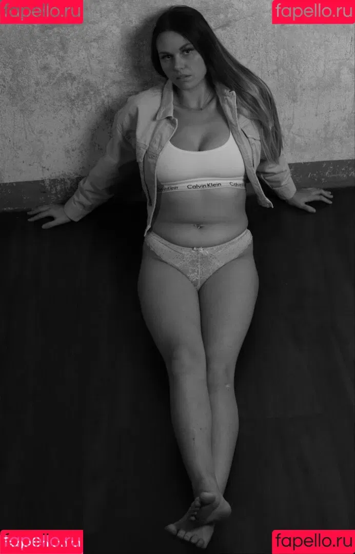 Lizzygoennt Onlyfans Photo Gallery 