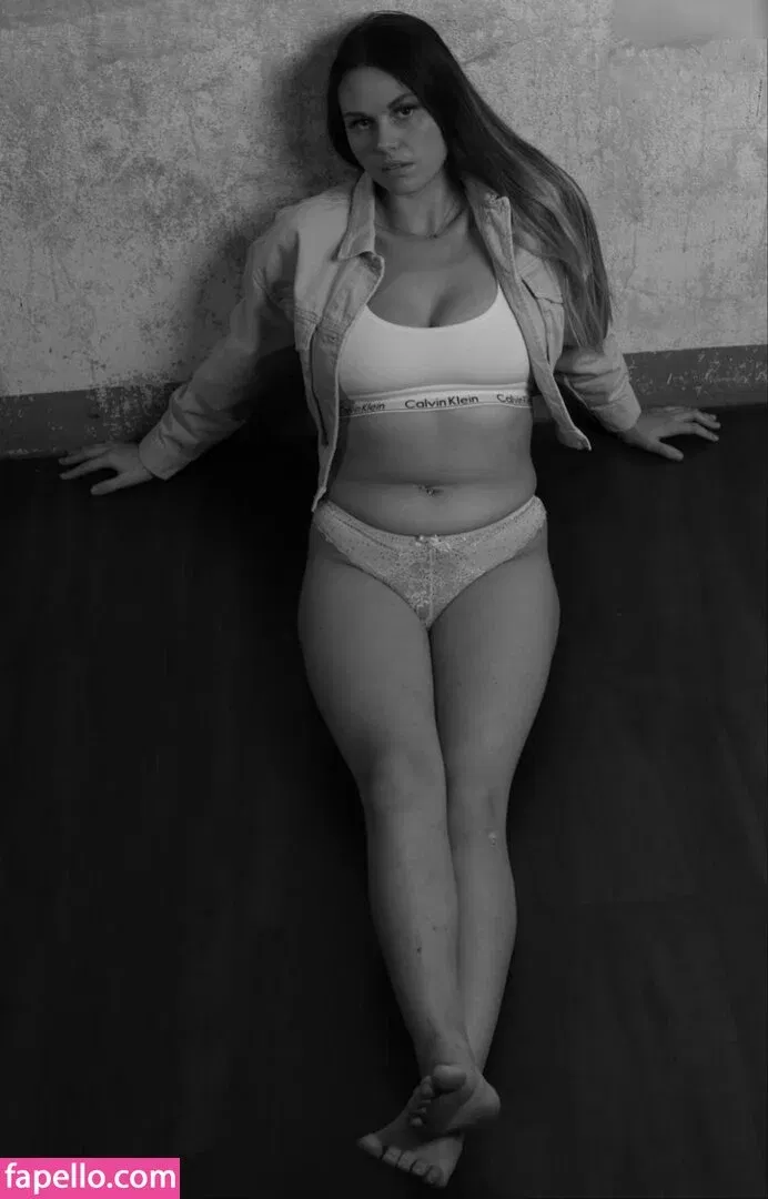 Lizzygoennt Onlyfans Photo Gallery 